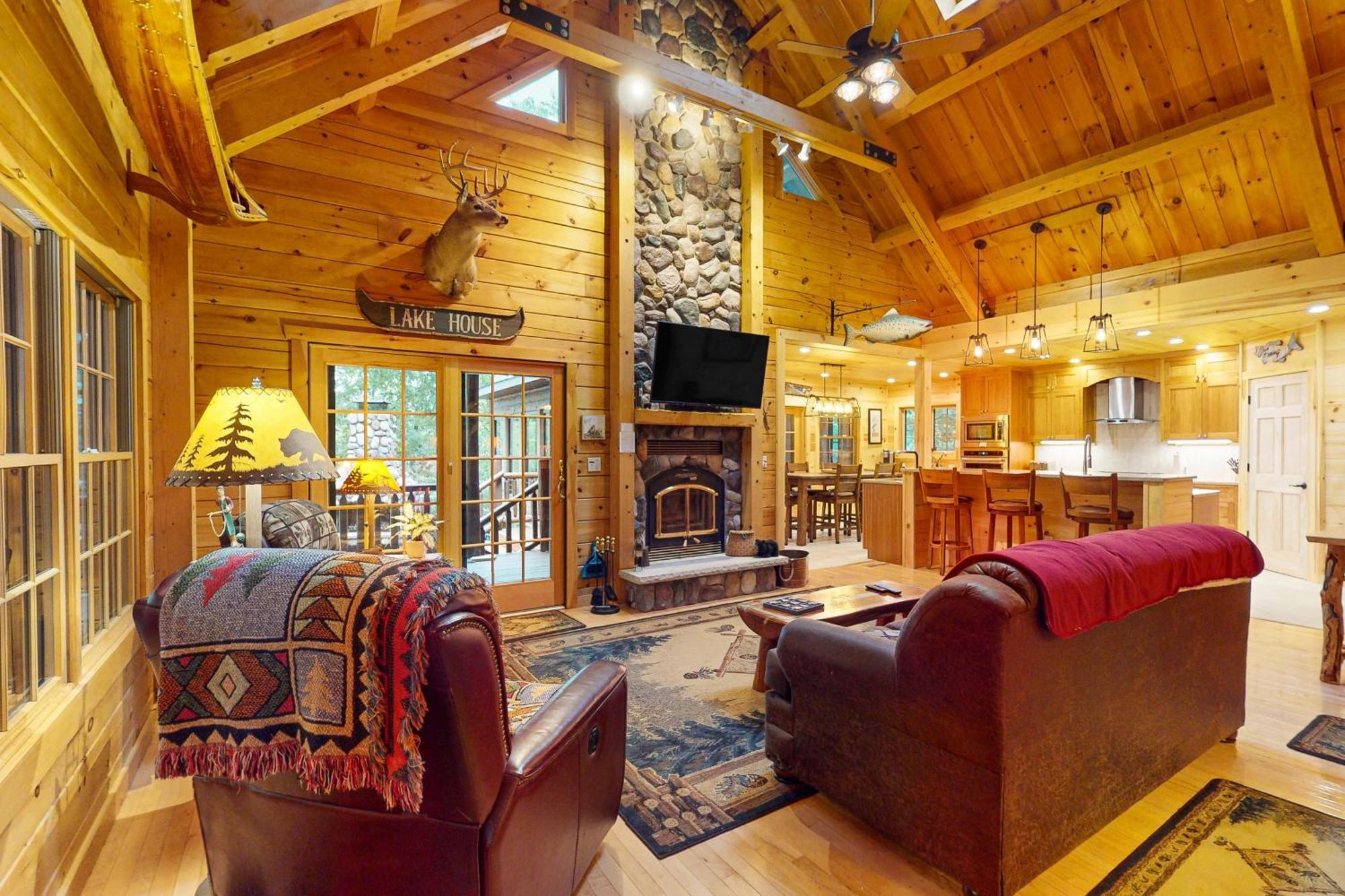 The Lodge On Booth Lake - 2 Bed 2 Bath Vacation Home In Minocqua Lac Du Flambeau Екстер'єр фото